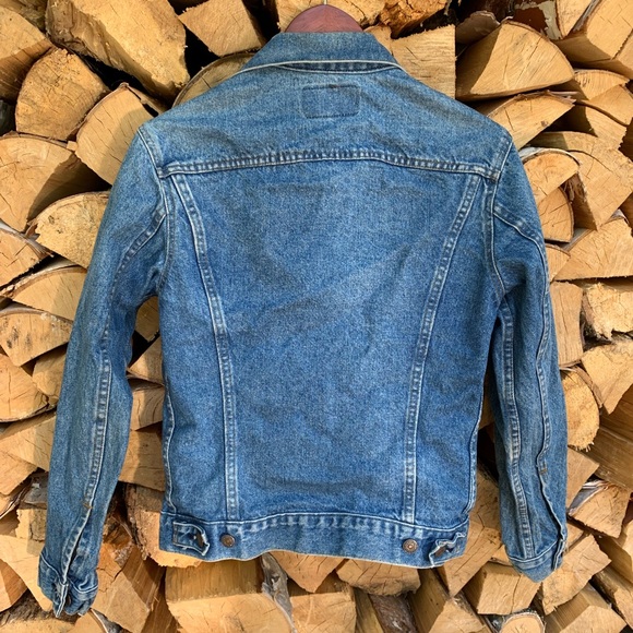 Vintage Levi’s Jean Jacket - Picture 5 of 5